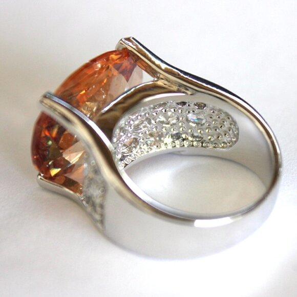 Jewels by Park Lane #10055 Fabulous Ring Topaz Cz Chunky Size 9 - Picture 4 of 6